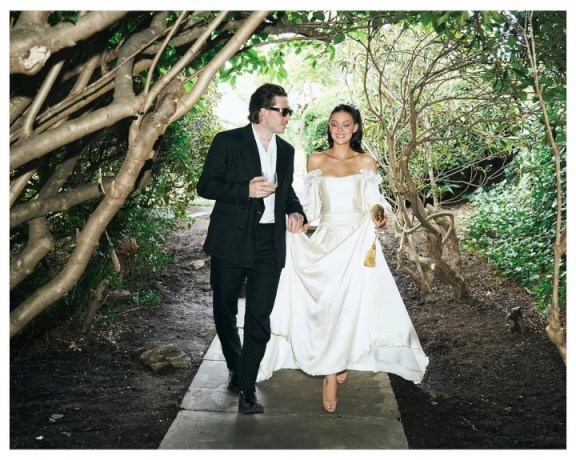太阳报:贝克汉姆的大儿子婚礼宣誓仪式未请小贝夫妇,小贝很心碎 太阳报:贝克汉姆的大儿子婚礼宣誓仪式未请小贝夫妇,小贝很心碎