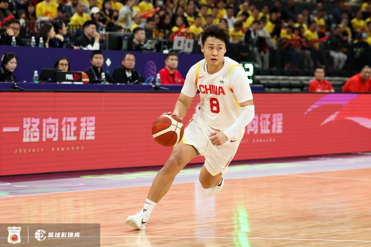 中韩上次交手是22年亚洲杯小组赛首战 周王缺席中国输韩国12分 中韩上次交手是22年亚洲杯小组赛首战 周王缺席中国输韩国12分
