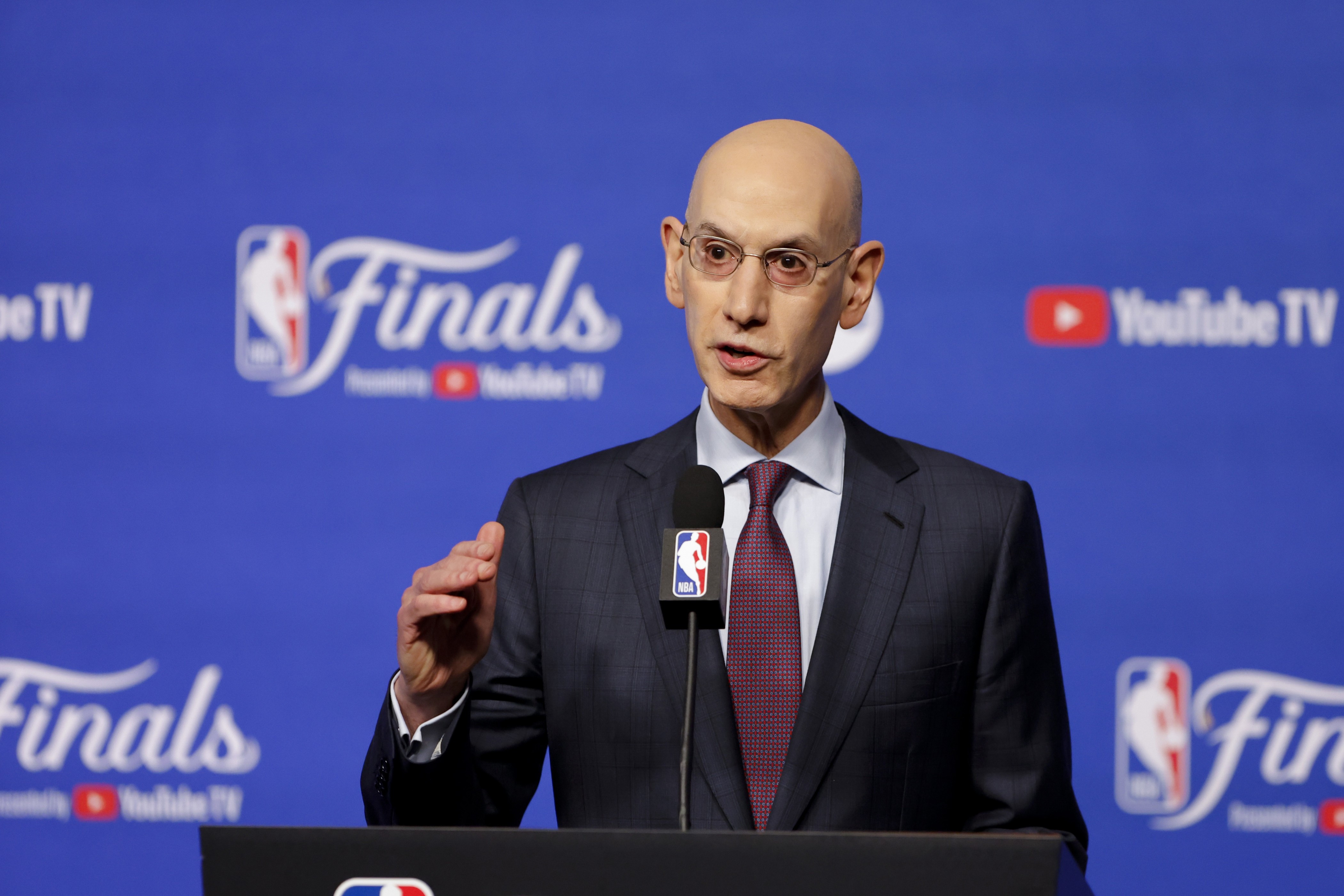 NBA官方:25-26赛季的全部赛程将在本周公布 从明天开始 NBA官方:25-26赛季的全部赛程将在本周公布 从明天开始