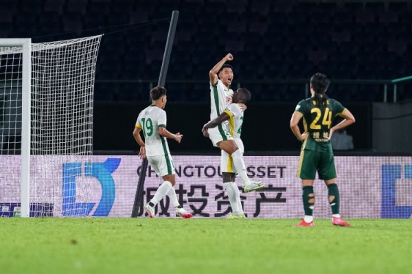 国安4-3战胜浙江队,赢得球队历史上各项赛事第500胜 国安4-3战胜浙江队,赢得球队历史上各项赛事第500胜