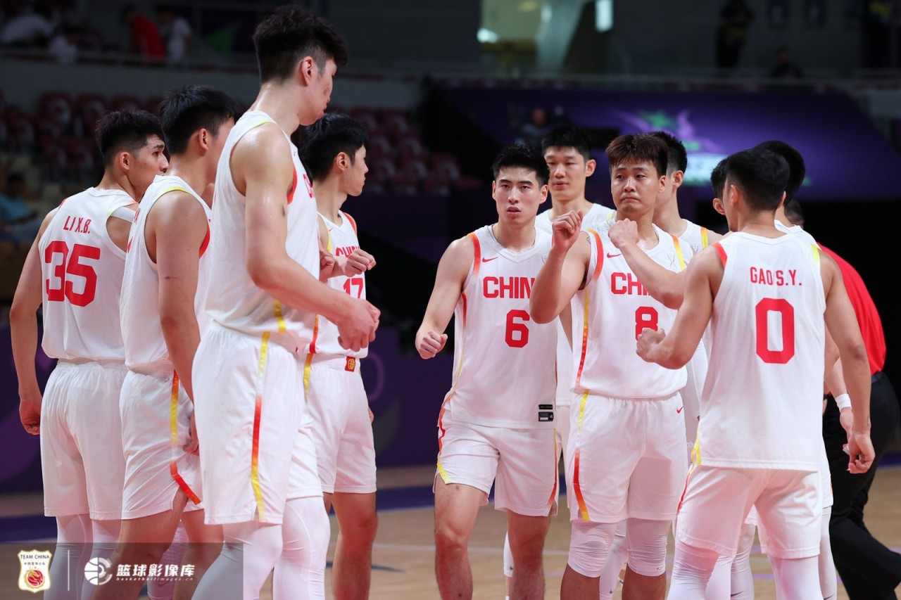 韩国队单场22记三分!媒体人:中国男篮全队现场观战韩国vs黎巴嫩 韩国队单场22记三分!媒体人:中国男篮全队现场观战韩国vs黎巴嫩